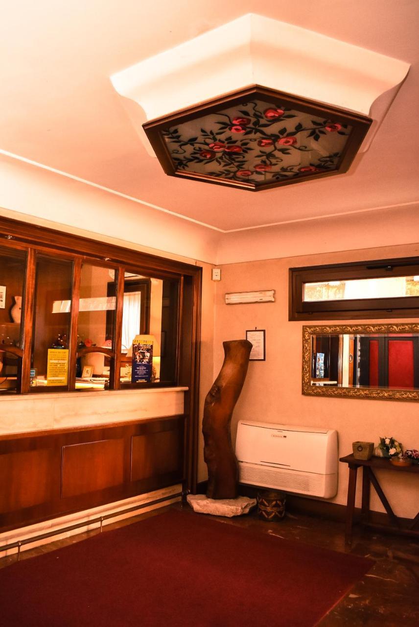 Hotel Miravalle Napoli Bagian luar foto